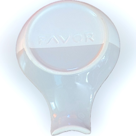 Grab this Spoon Rest - NWT New with tags in box. Beautiful and useful. - Picture 2 of 7